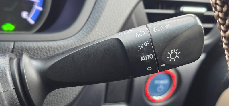 Used Toyota Noah 2014 for sale - 77162079: Photo 35