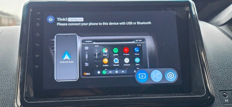 Used Toyota Noah 2014 for sale - 77162079: Photo 44