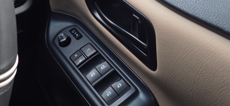 Used Toyota Noah 2014 for sale - 77162079: Photo 48