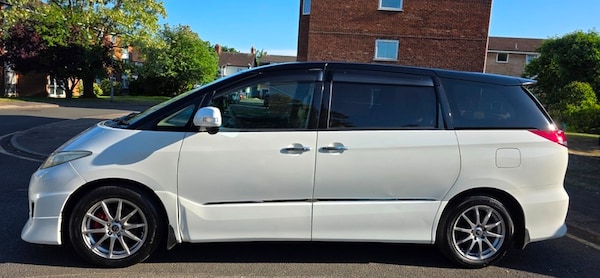 Used Toyota Estima 2011 for sale - 74541493: Photo 12