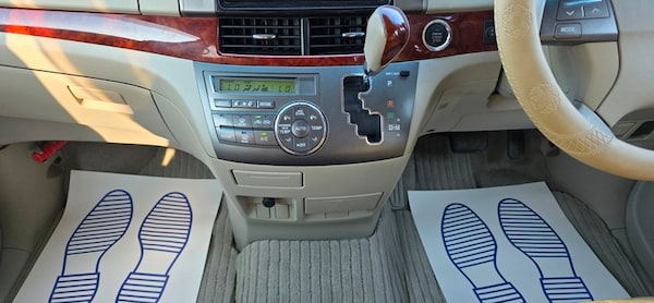 Used Toyota Estima 2011 for sale - 74541493: Photo 37