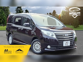 Toyota - Noah