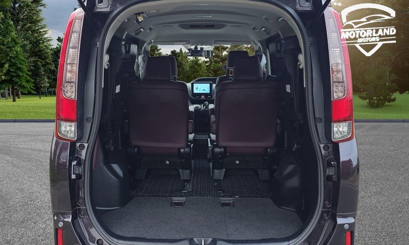 Used Toyota Noah 2025 for sale - 76631104: Photo 23