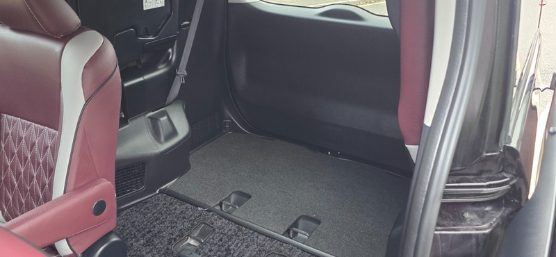 Used Toyota Noah 2025 for sale - 76631104: Photo 24