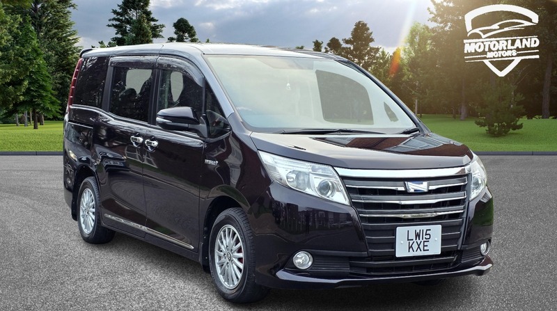 Used Toyota Noah 2025 for sale - 76631104: Photo 3