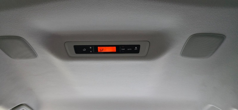 Used Toyota Noah 2025 for sale - 76631104: Photo 32