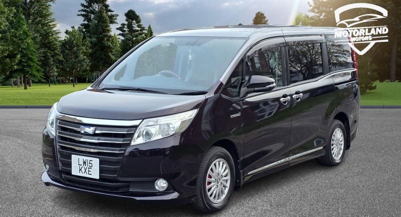 Used Toyota Noah 2025 for sale - 76631104: Photo 5