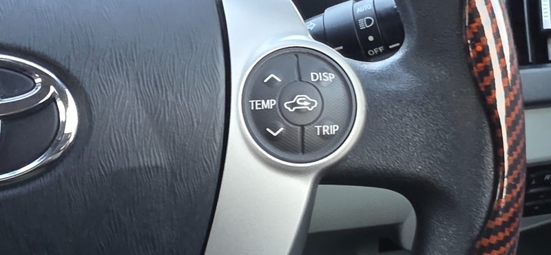 Used Toyota Prius 2012 for sale - 77622111: Photo 35