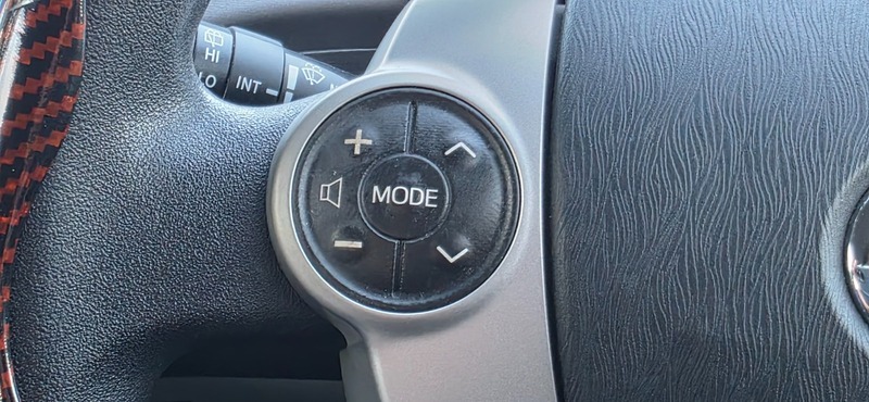 Used Toyota Prius 2012 for sale - 77622111: Photo 37