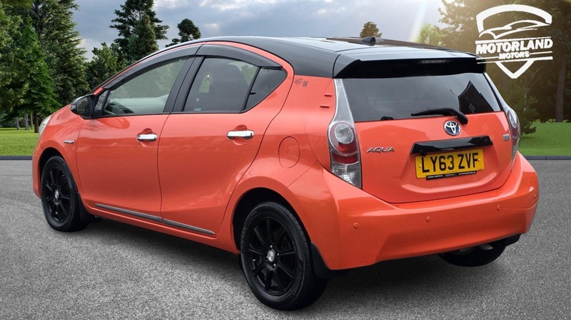 Used Toyota Yaris 2014 for sale - 76605330: Photo 7