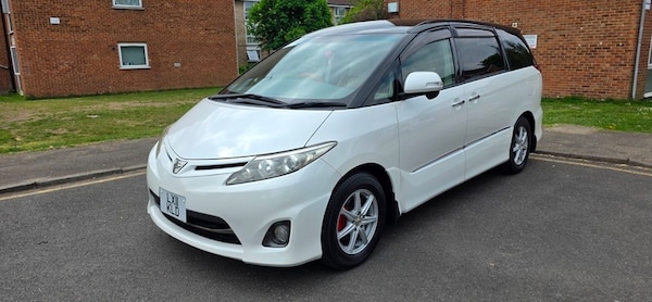 Used Toyota Estima 2011 for sale - 74541526: Photo 11