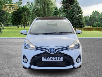 Used Toyota Yaris 2015 for sale - 79023454: Photo