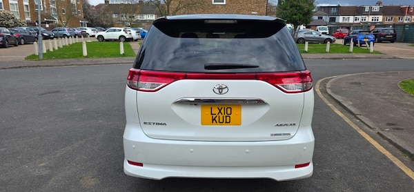 Used Toyota Estima 2010 for sale - 73691031: Photo 14