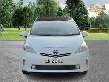 Used Toyota Prius+ undefined for sale - 79739087: Photo