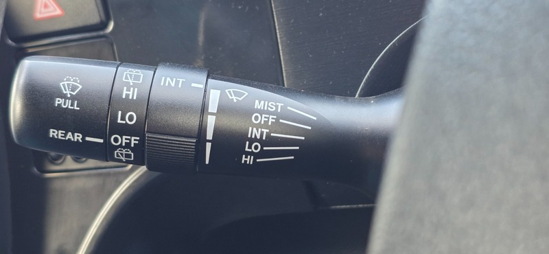 Used Toyota Yaris 2015 for sale - 77632304: Photo 33