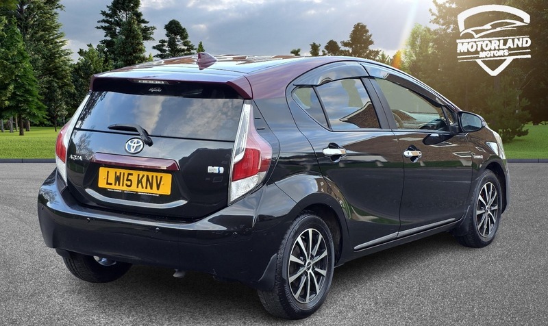 Used Toyota Yaris 2015 for sale - 77632304: Photo 9