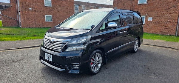 Used Toyota Vellfire 2011 for sale - 73691025: Photo 11