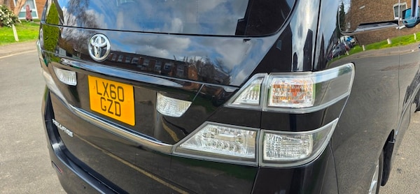 Used Toyota Vellfire 2011 for sale - 73691025: Photo 17