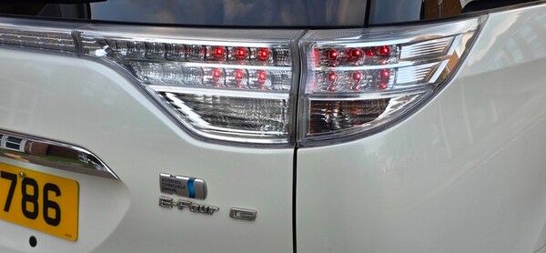 Used Toyota Estima 2010 for sale - 75716995: Photo 11