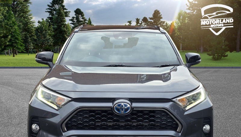 Used Toyota RAV4 2021 for sale - 76884576: Photo 2