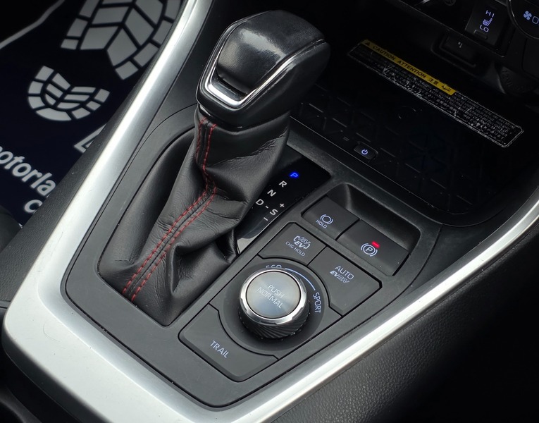 Used Toyota RAV4 2021 for sale - 76884576: Photo 42