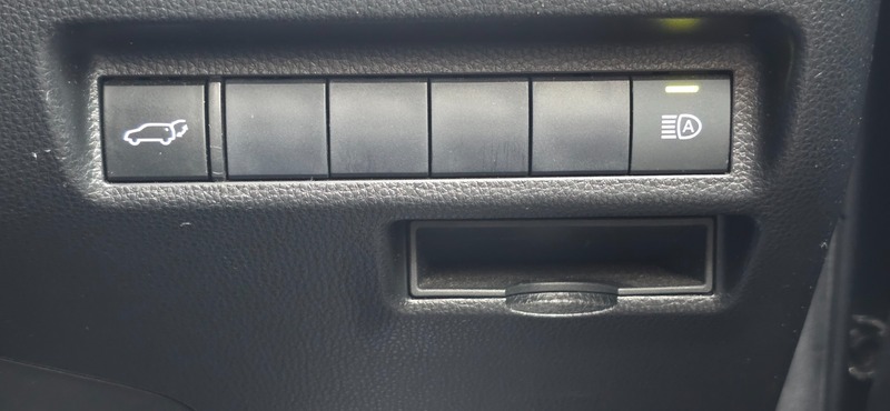 Used Toyota RAV4 2021 for sale - 76884576: Photo 43