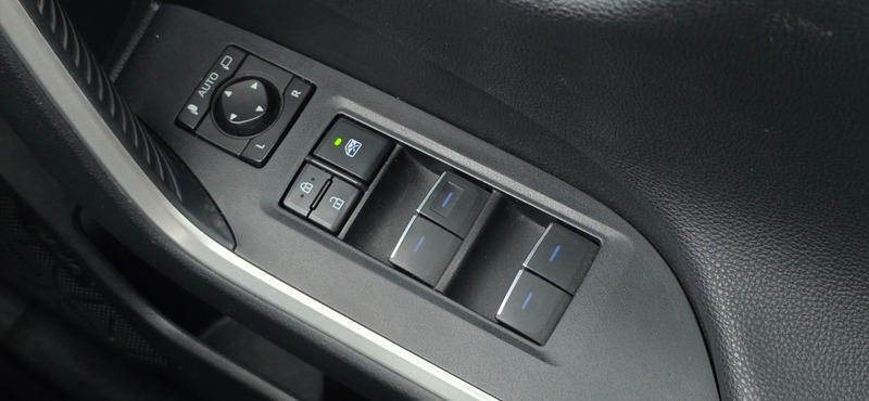 Used Toyota RAV4 2021 for sale - 76884576: Photo 44