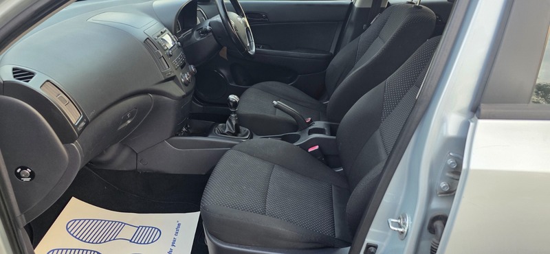 Used Hyundai i30 2010 for sale - 76250251: Photo 18