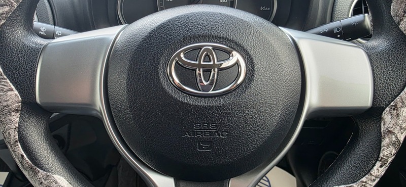 Used Toyota Yaris 2014 for sale - 76570746: Photo 28