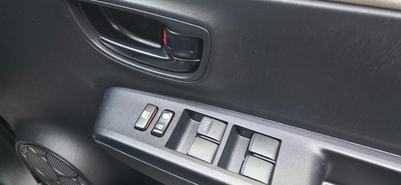 Used Toyota Yaris 2014 for sale - 76570746: Photo 40