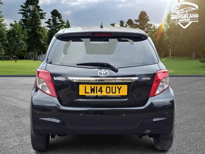 Used Toyota Yaris 2014 for sale - 76570746: Photo 8