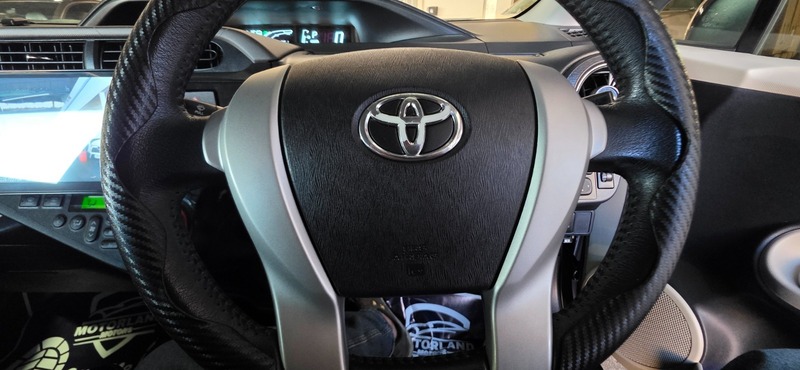 Used Toyota Yaris 2014 for sale - 77370387: Photo 36