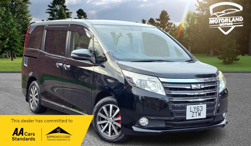 Used Toyota Noah 2014 for sale - 76570748: Photo 1