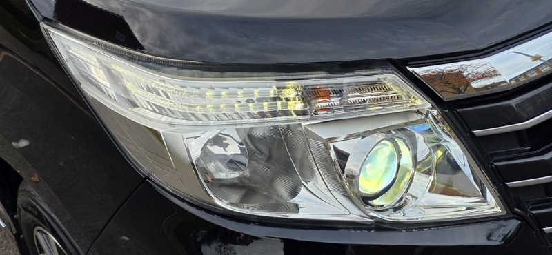 Used Toyota Noah 2014 for sale - 76570748: Photo 11