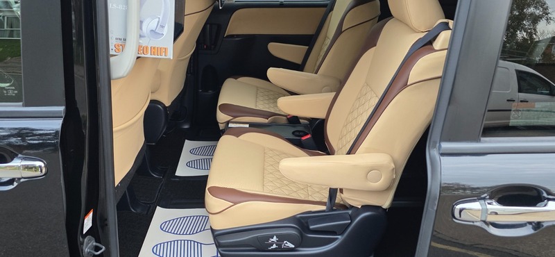 Used Toyota Noah 2014 for sale - 76570748: Photo 27