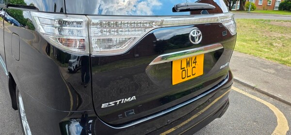 Used Toyota Estima 2014 for sale - 74931022: Photo 18