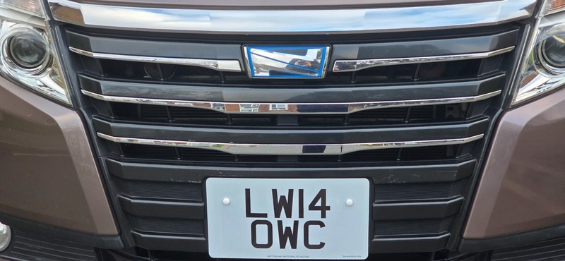 Used Toyota Noah 2014 for sale - 76631110: Photo 12