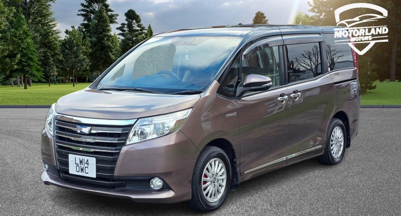 Used Toyota Noah 2014 for sale - 76631110: Photo 5