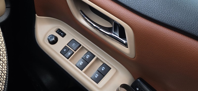 Used Toyota Noah 2014 for sale - 76631110: Photo 50