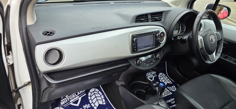 Used Toyota Yaris 2014 for sale - 78140959: Photo 24