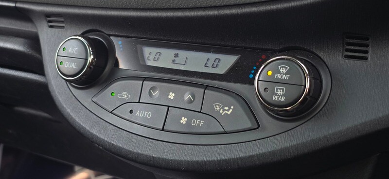 Used Toyota Yaris 2014 for sale - 78140959: Photo 41