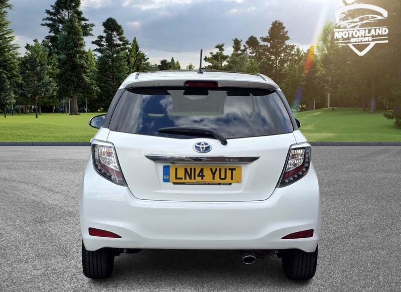 Used Toyota Yaris 2014 for sale - 78140959: Photo 8