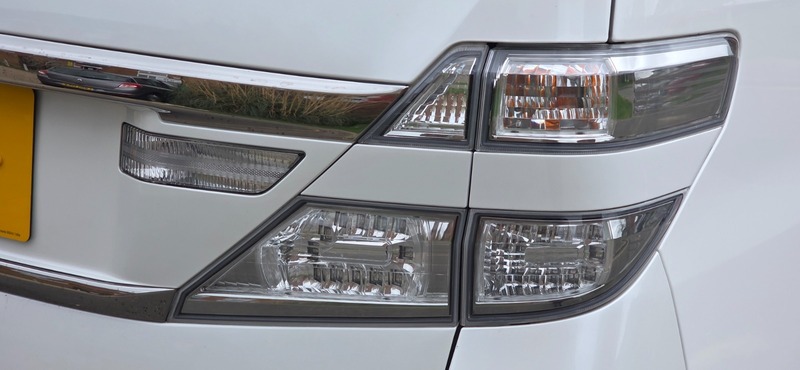 Used Toyota Vellfire 2012 for sale - 77720715: Photo 15