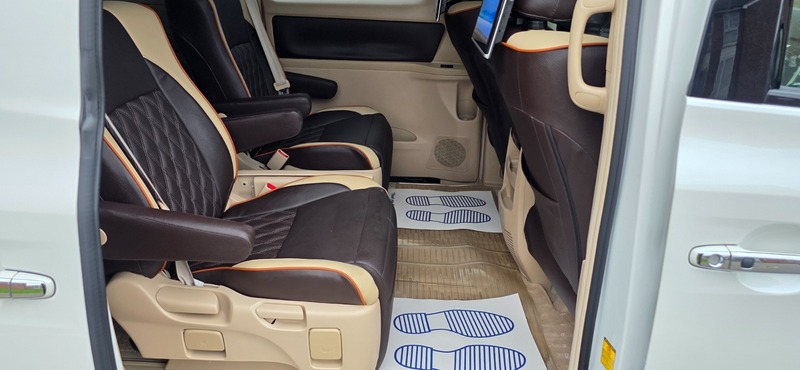 Used Toyota Vellfire 2012 for sale - 77720715: Photo 21