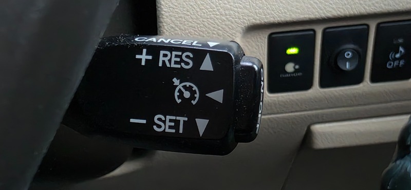 Used Toyota Vellfire 2012 for sale - 77720715: Photo 40