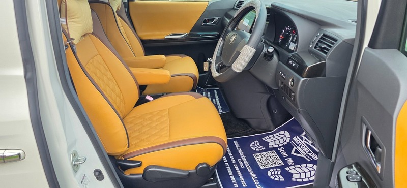 Used Toyota Vellfire 2011 for sale - 76784675: Photo 17