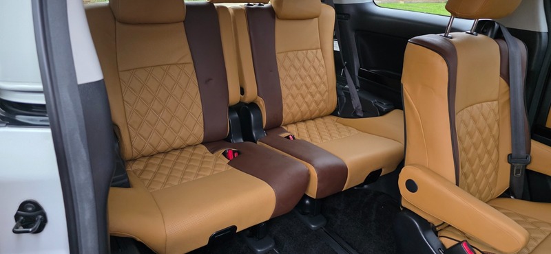 Used Toyota Vellfire 2011 for sale - 76784675: Photo 22