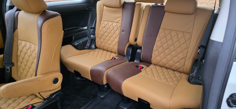 Used Toyota Vellfire 2011 for sale - 76784675: Photo 27