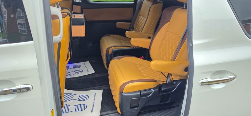 Used Toyota Vellfire 2011 for sale - 76784675: Photo 28