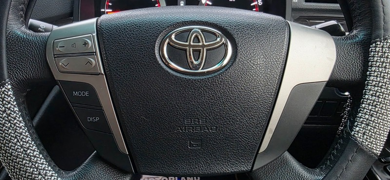 Used Toyota Vellfire 2011 for sale - 76784675: Photo 38